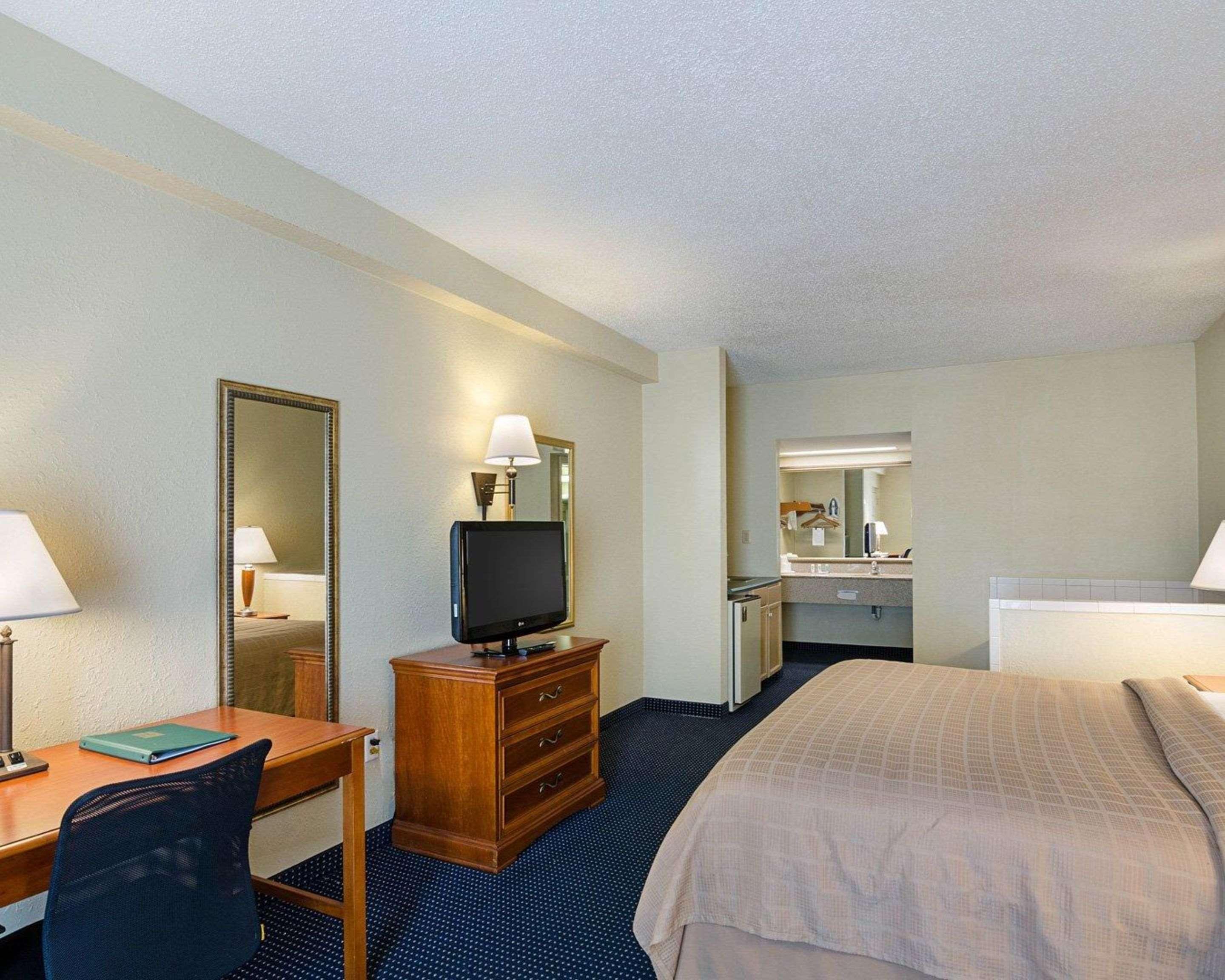 Quality Inn Troutville - Roanoke North Dış mekan fotoğraf